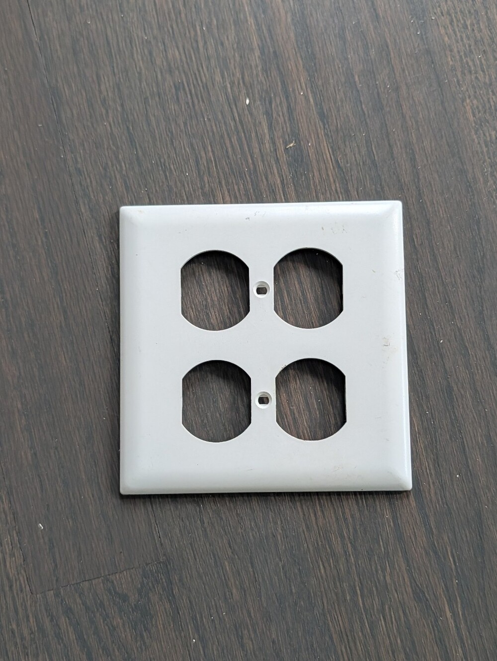 Pass & Seymour / Legrand 2-Gang Duplex Outlet Wall Plate